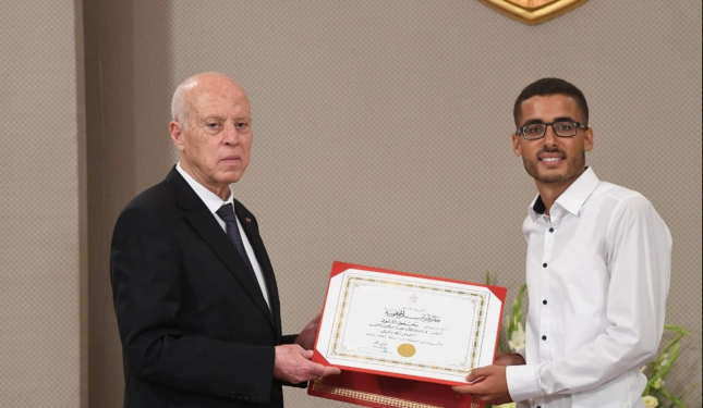 Prix présidentiel pour notre étudiant Mahmoud Lassoued